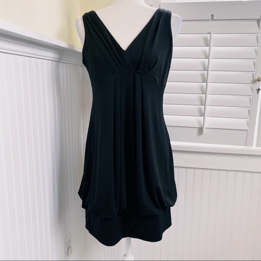 Eliza J Black Sleeveless V-Neck Draped Back Dress Size 8 Petite